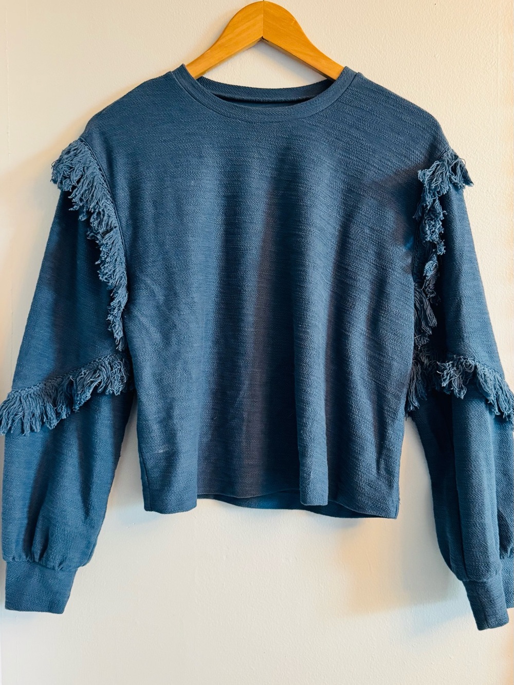 Saylor Blue‎ Fringe Sweatshirt Pullover Top Cotton Blend Size Medium